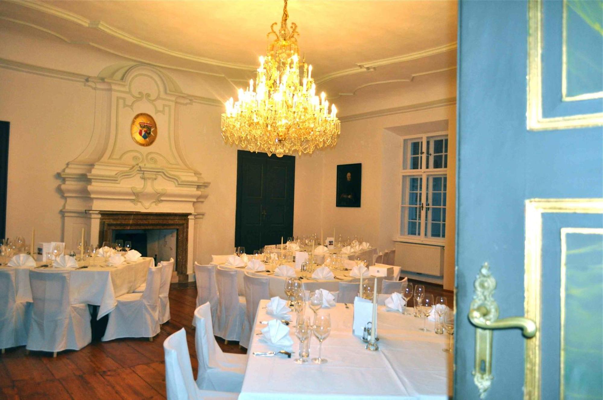 Schlosshotel Mailberg Kültér fotó