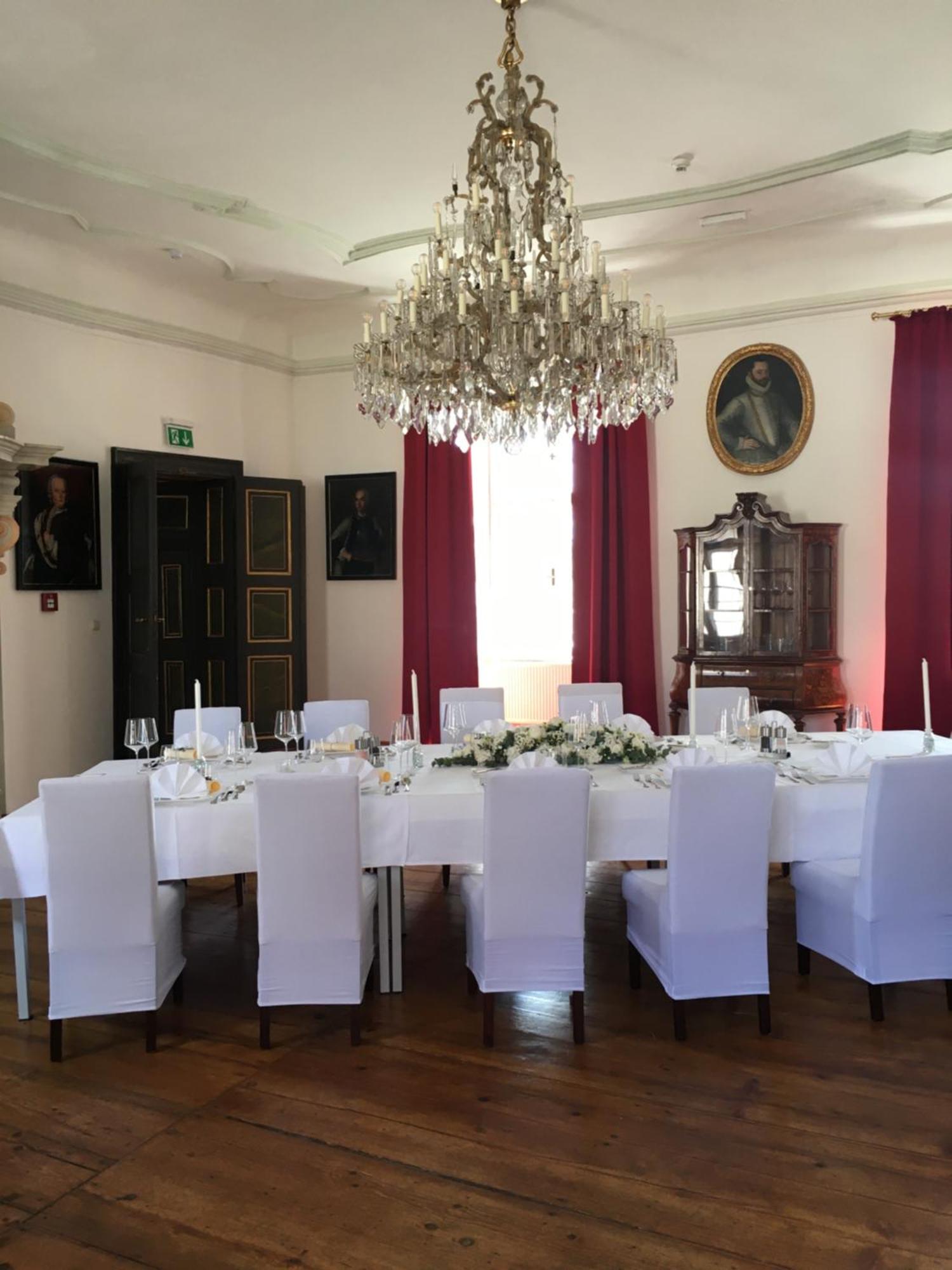 Schlosshotel Mailberg Kültér fotó
