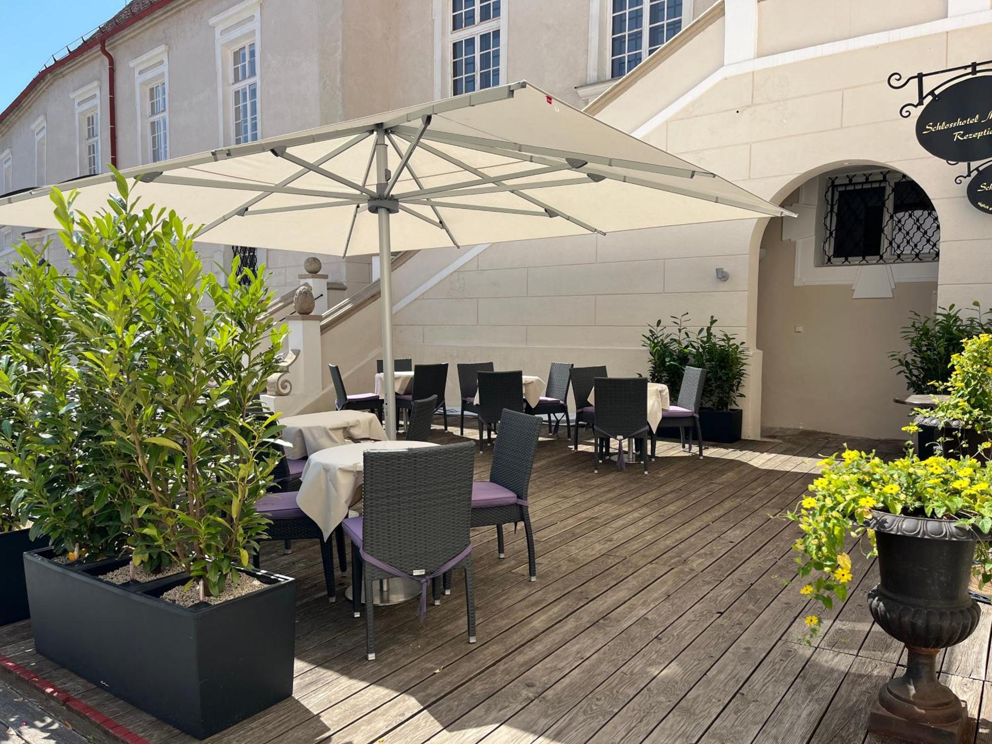 Schlosshotel Mailberg Kültér fotó