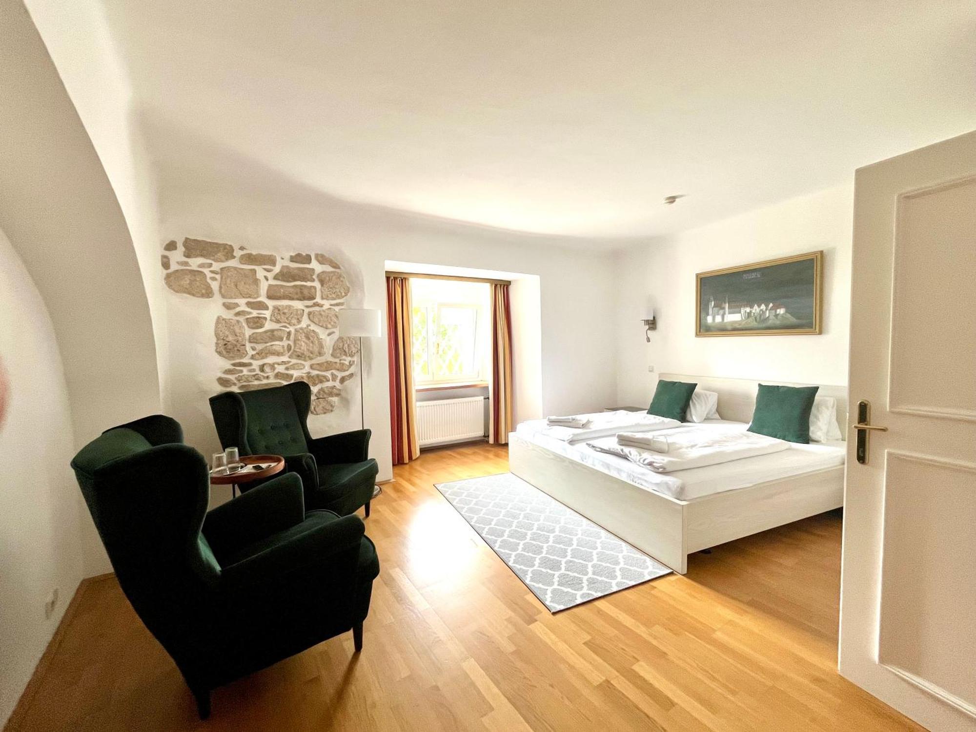 Schlosshotel Mailberg Kültér fotó