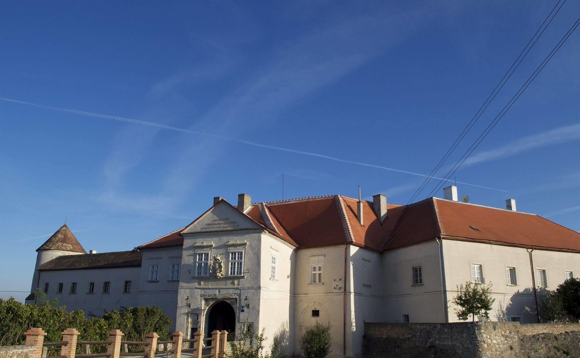 Schlosshotel Mailberg Kültér fotó